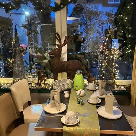 Gaestehaus Klaus B&B 멘디흐